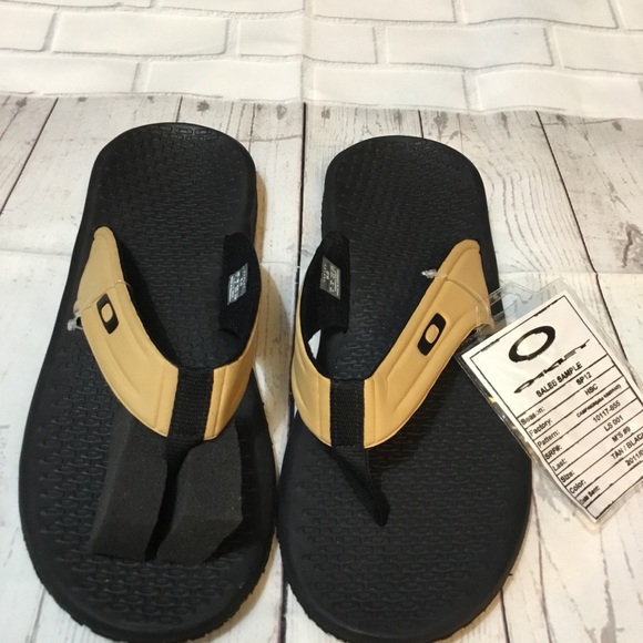oakley flip flops sale
